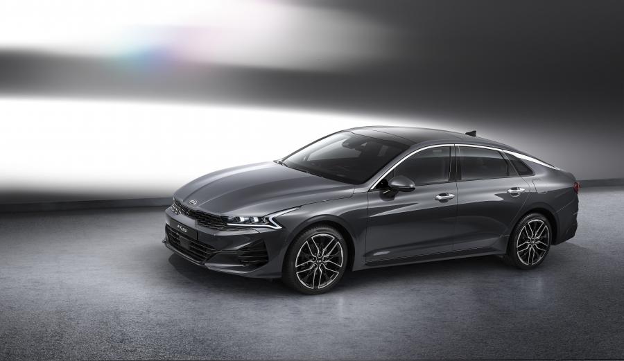  Kia K5 2019 года  (фото 1 из 44)